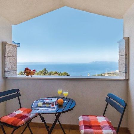 Vacation Apartments Feniks Tučepi エクステリア 写真