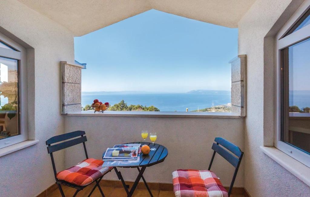 Vacation Apartments Feniks Tučepi エクステリア 写真