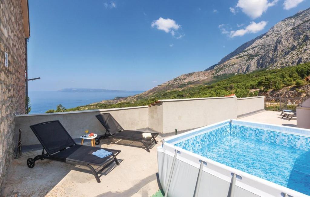 Vacation Apartments Feniks Tučepi エクステリア 写真